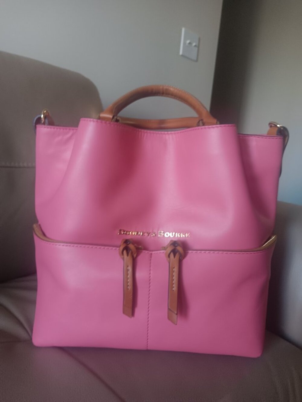 Dooney and Bourke Dawson - Picture 8 of 10